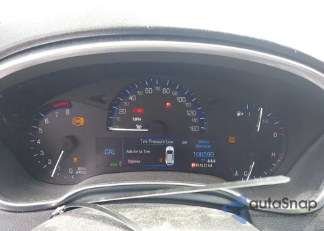 2015 Cadillac Srx Luxury Collection z USA, uszkodzony, nr VIN 3GYFNBE31FS529401